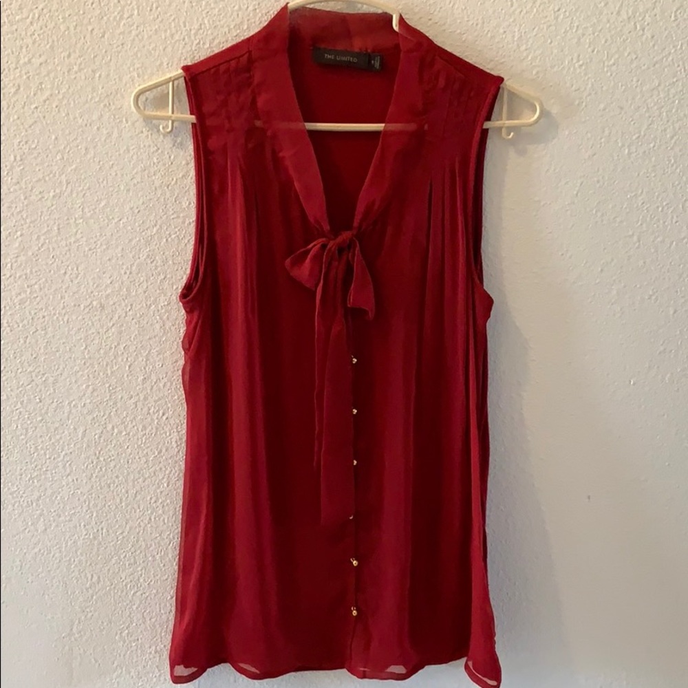 The Limited sleeveless blouse
